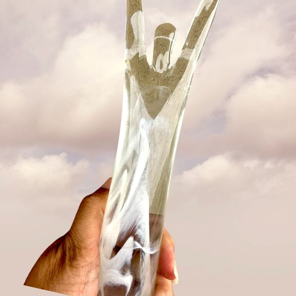 Hand Made Hot Sculpted Art Glass Celebration Figurine by Susan Gottselig - Picture 9 of 12